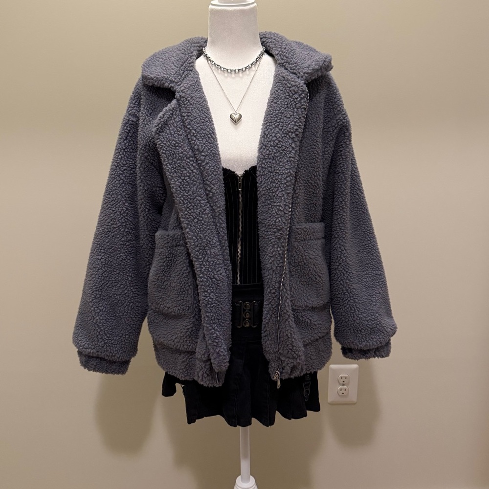 Grey fuzzy jacket, size M/L